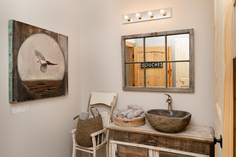 Salle de bain du gîte La Fabrique - Hébergement, art et nature de Bolton-Est en Estrie.